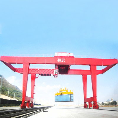 Pórtico Crane To Lift Shipping Container Crane Cabin Control da C.A. da fonte de energia