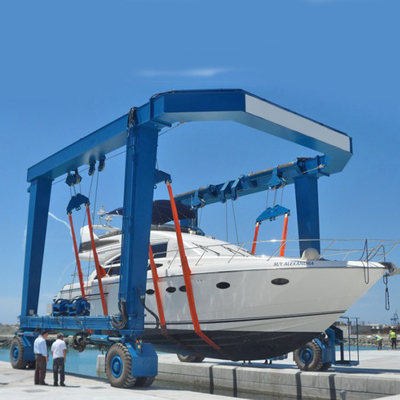 O guindaste de pórtico 30m do elevador do barco do estaleiro 50Hz personalizou a velocidade de levantamento
