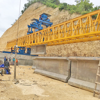 máquina de lançamento 500kn da ponte de 5m/Min Beam Launcher Crane Segmental
